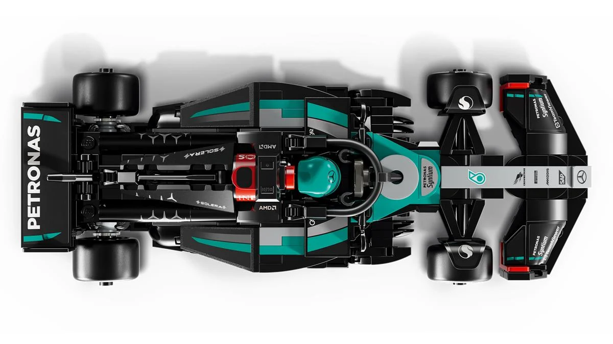 LEGO 77244 Auto da corsa Mercedes-AMG F1® W15 - Image 5