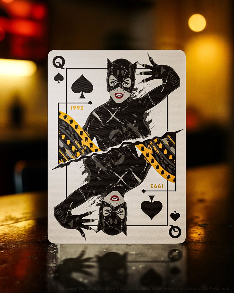 BATMAN 85TH ANNIVERSARY PLAYING CARDS P060256 - Image 3