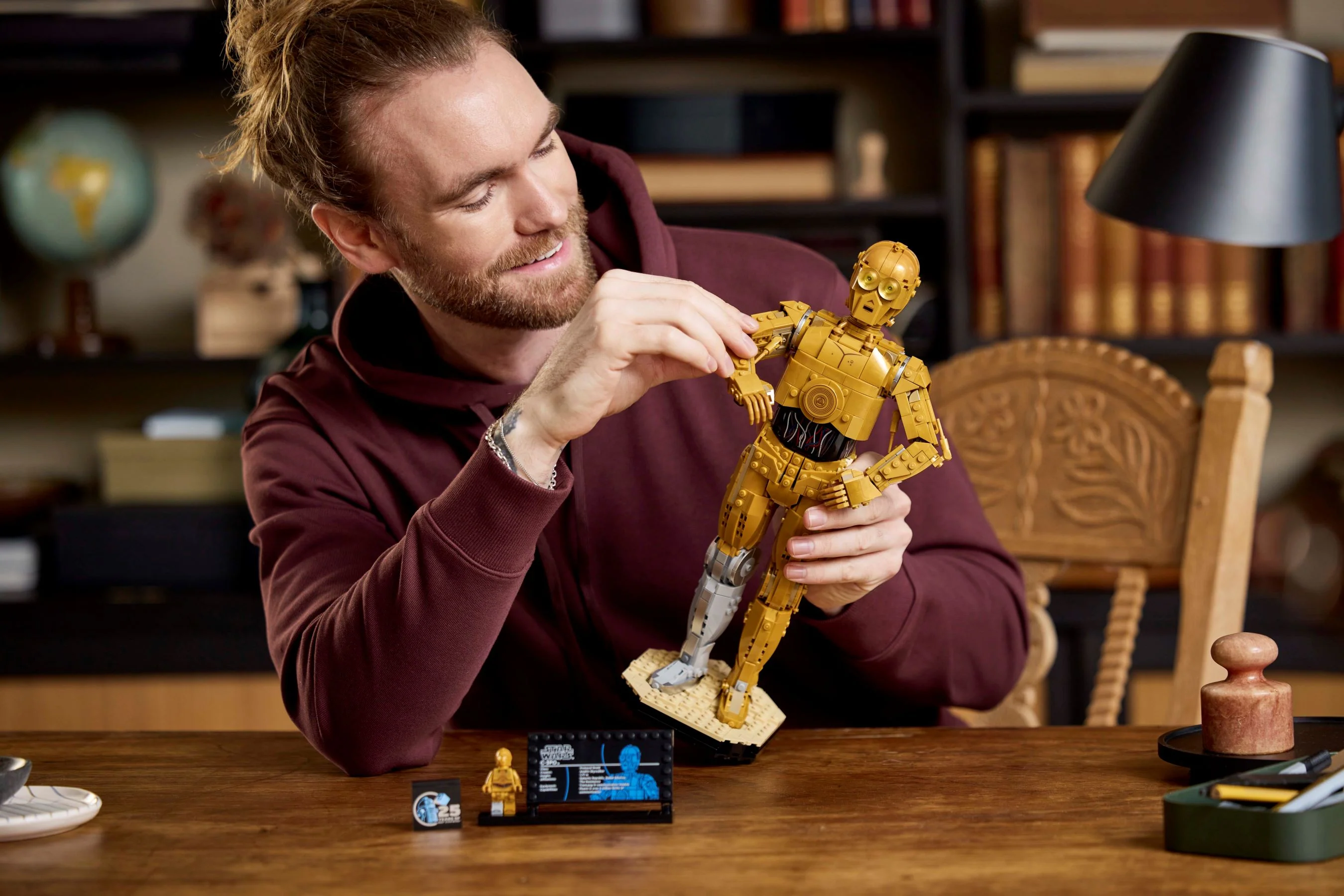 LEGO 75398 C-3PO™ - Image 2
