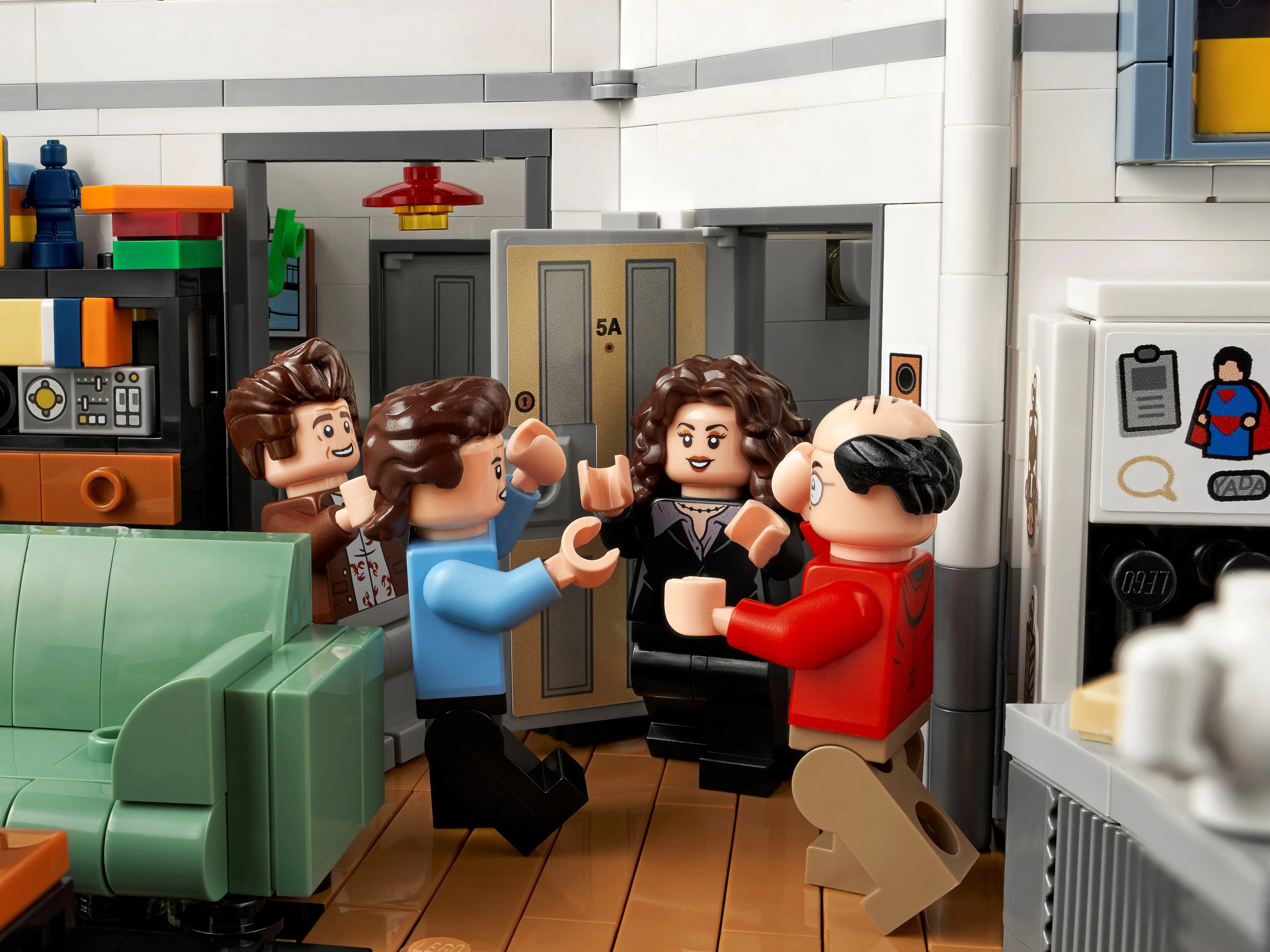LEGO 21328 IDEAS Seinfeld - Image 4
