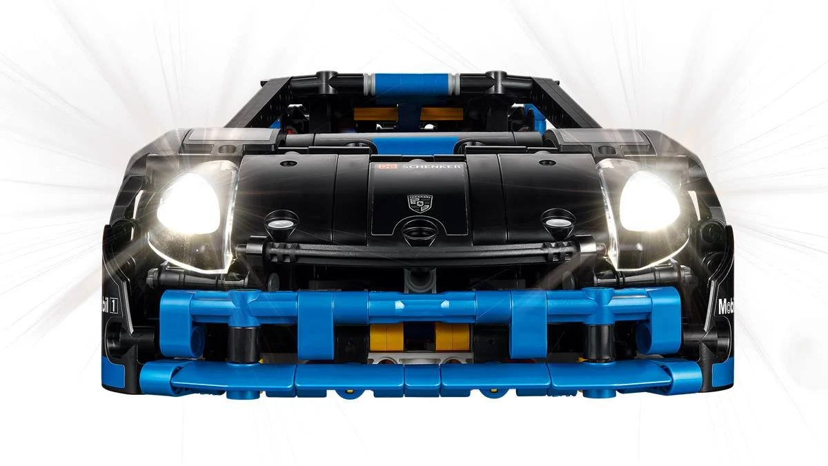 LEGO 42176 TECHNIC Auto da corsa Porsche GT4 e-Performance - Image 6