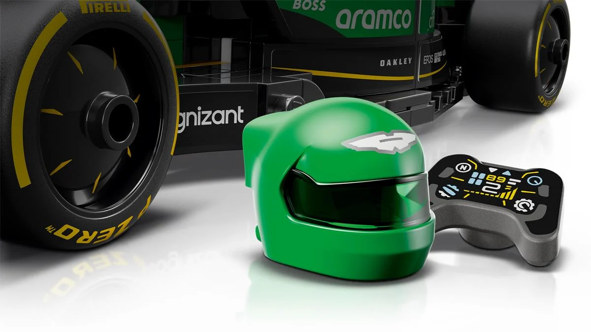 LEGO 77245 AUTO DA CORSA ASTON MARTIN ARAMCO F1® AMR24 - Image 6