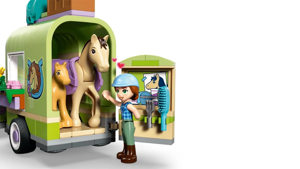LEGO 42695 Rimorchio per cavallo e puledro - Image 6