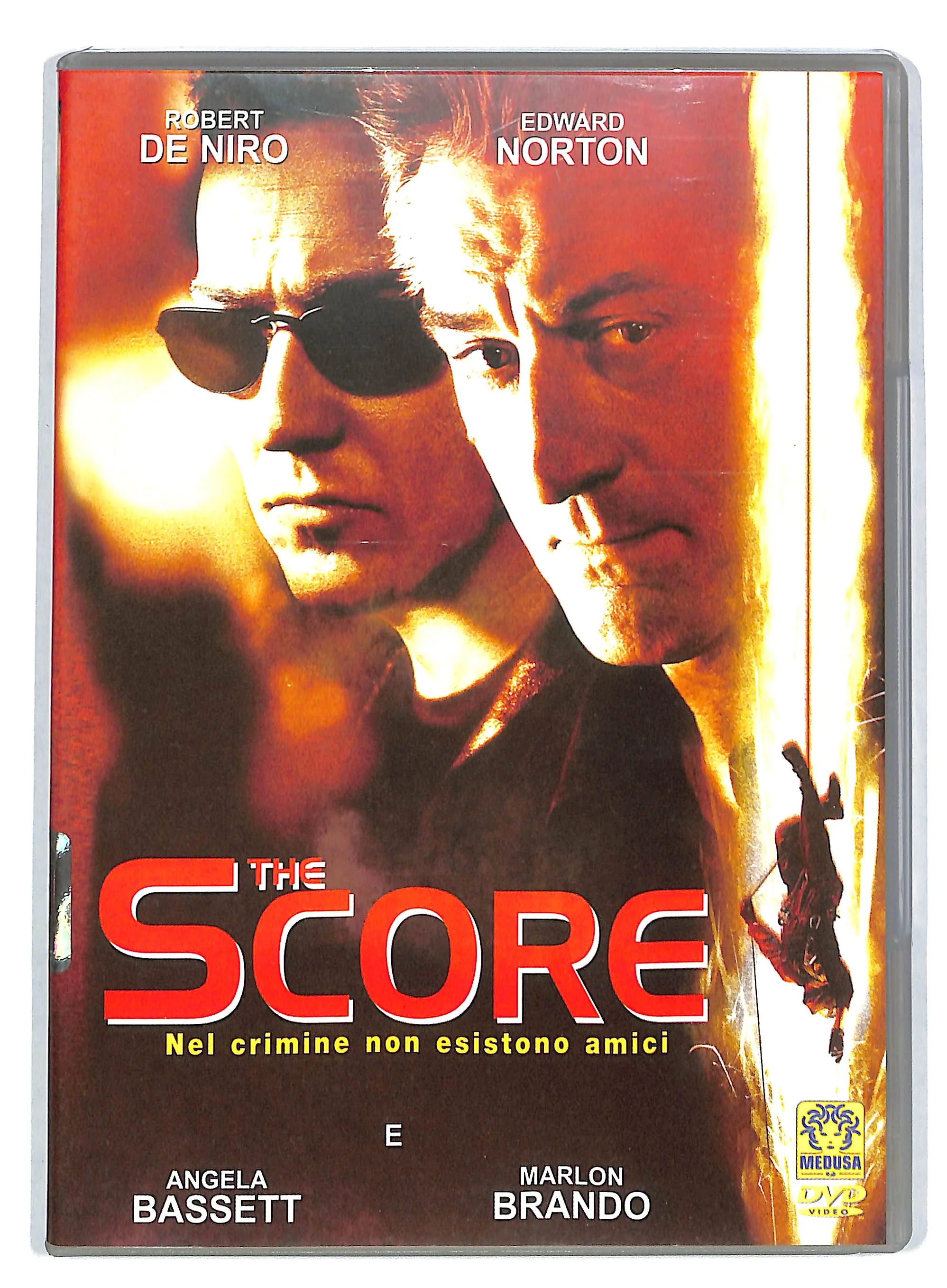 EBOND The score DVD DB711821