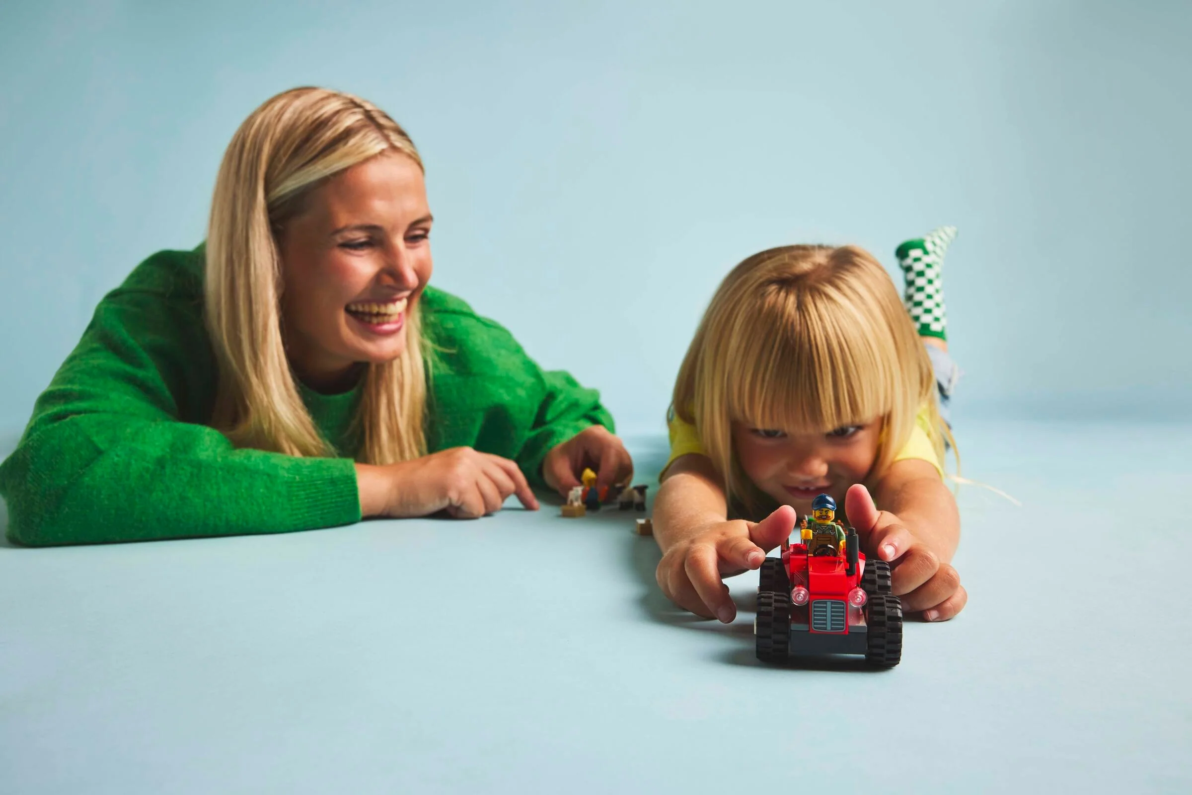 LEGO 60461 Trattore agricolo rosso con rimorchio e pecore - Image 4